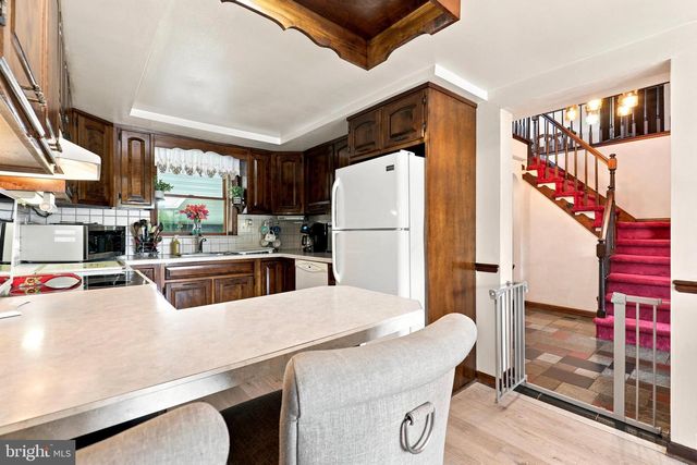 563 BROADVIEW RD, Southampton, PA 18966