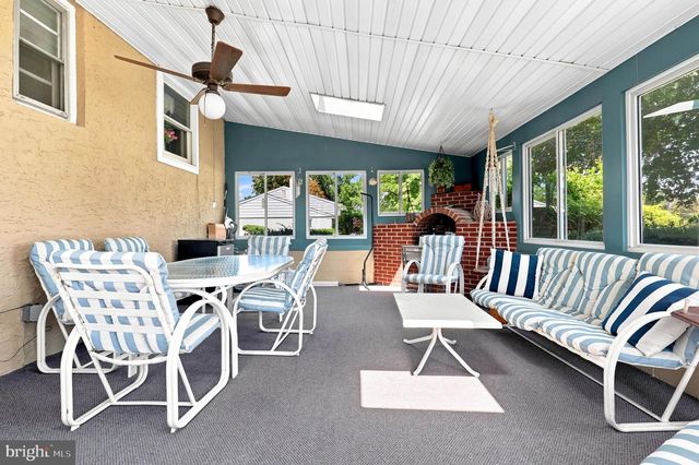 563 BROADVIEW RD, Southampton, PA 18966