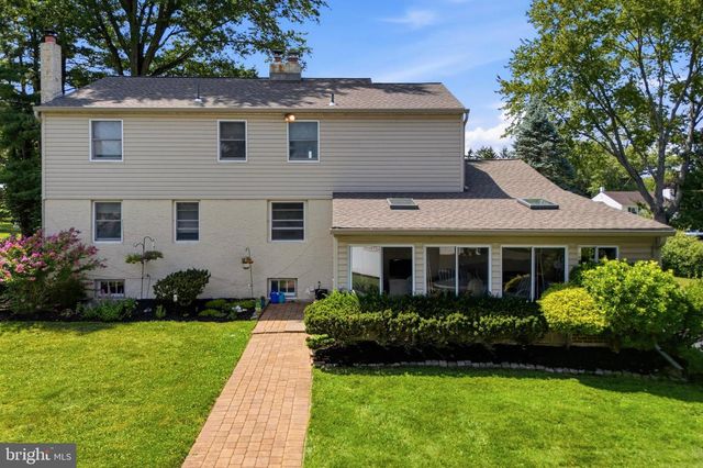 563 BROADVIEW RD, Southampton, PA 18966