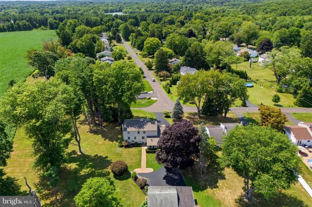 563 BROADVIEW RD, Southampton, PA 18966