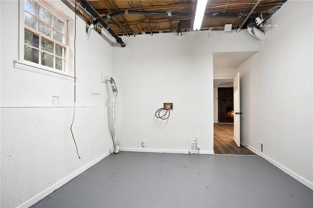 6032 Lakeshore SE Drive, Mableton, GA 30126