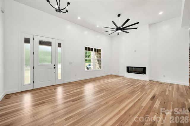 5574 Bucks Garage Road, Maiden, NC 28650