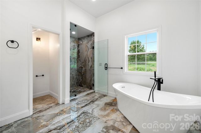5574 Bucks Garage Road, Maiden, NC 28650