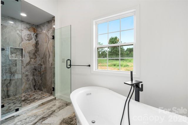 5574 Bucks Garage Road, Maiden, NC 28650