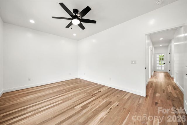5574 Bucks Garage Road, Maiden, NC 28650