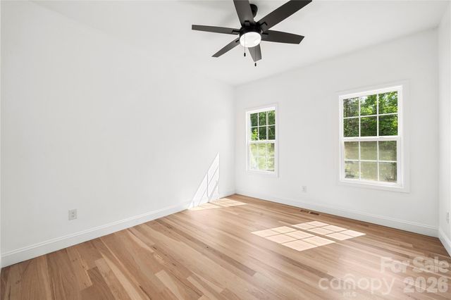 5574 Bucks Garage Road, Maiden, NC 28650