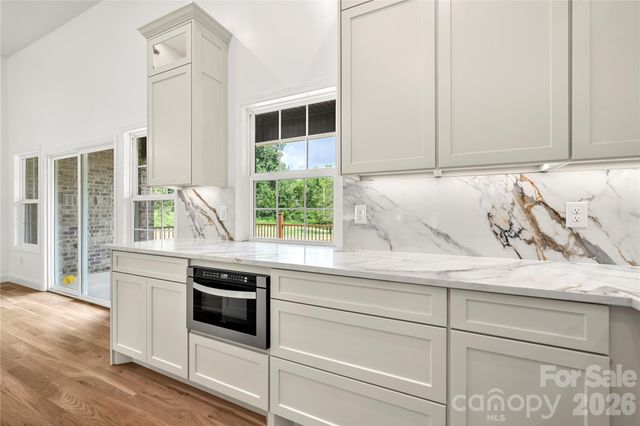 5574 Bucks Garage Road, Maiden, NC 28650
