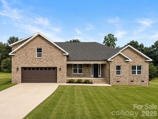 5574 Bucks Garage Road, Maiden, NC 28650