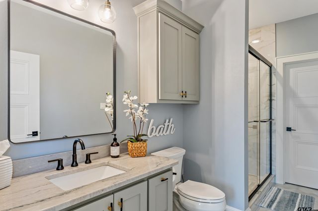 1653 Legacy Ct, Tyler, TX 75703