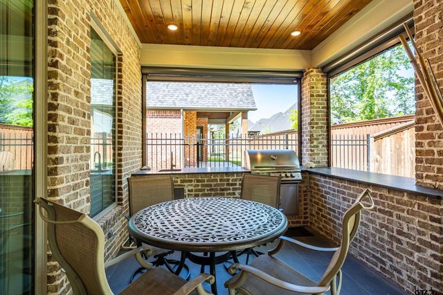 1653 Legacy Ct, Tyler, TX 75703