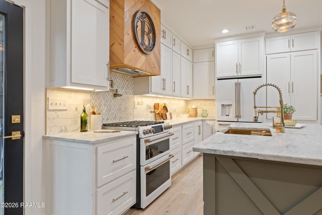 2085 Main Highway, Arnaudville, LA 70512