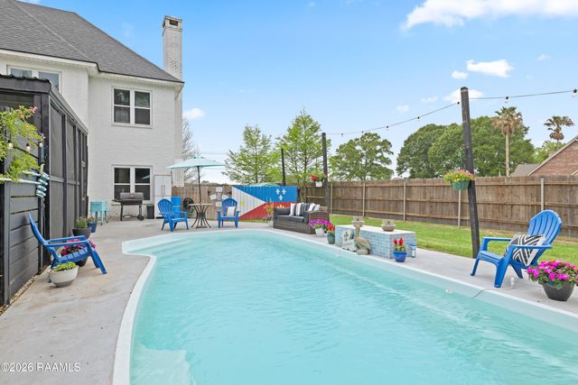 2085 Main Highway, Arnaudville, LA 70512