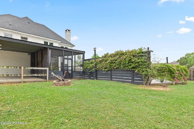 2085 Main Highway, Arnaudville, LA 70512