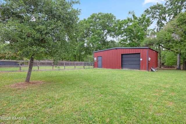 2085 Main Highway, Arnaudville, LA 70512