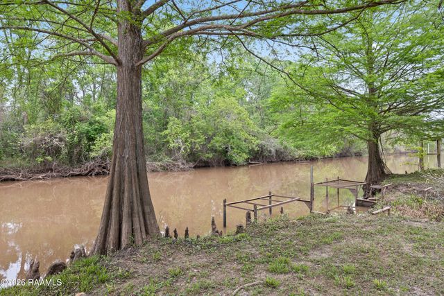 2085 Main Highway, Arnaudville, LA 70512