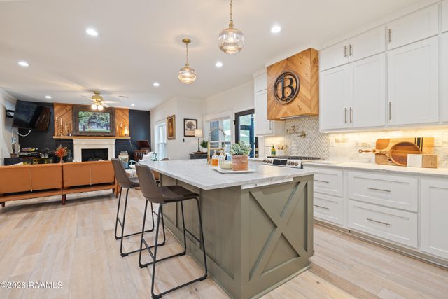 2085 Main Highway, Arnaudville, LA 70512