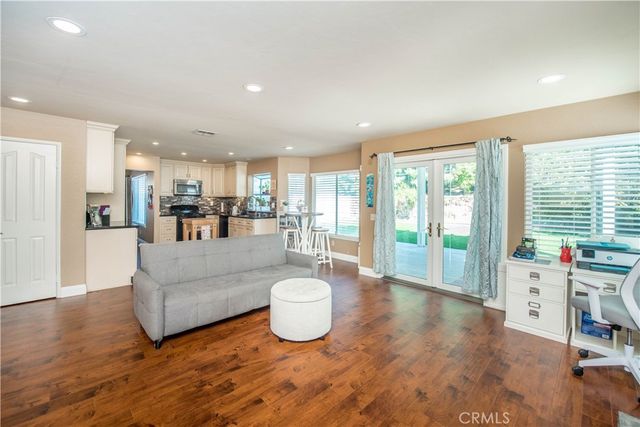 3251 Mountainside Drive, Corona, CA 92882