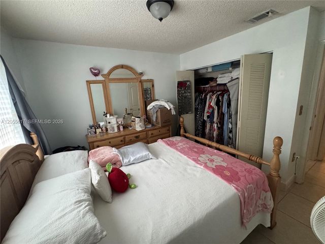 5791 W 21st Avenue, Hialeah, FL 33016