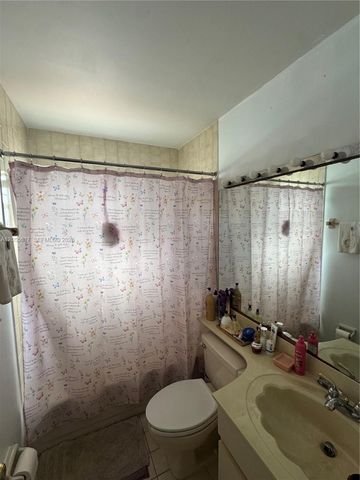 5791 W 21st Avenue, Hialeah, FL 33016