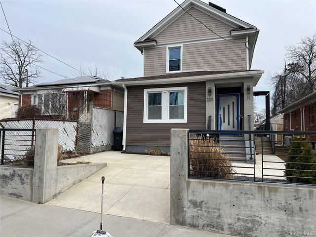 22011 139th Avenue, Springfield Gardens, NY 11413