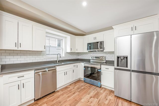 22011 139th Avenue, Springfield Gardens, NY 11413