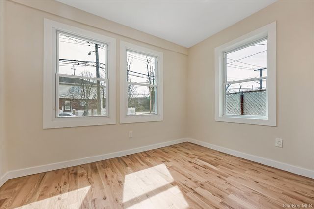 22011 139th Avenue, Springfield Gardens, NY 11413