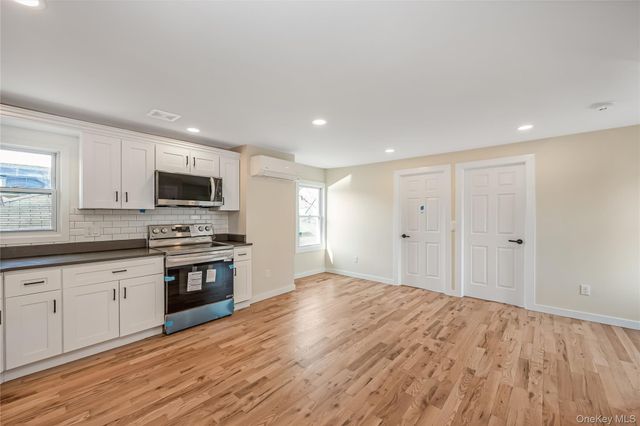 22011 139th Avenue, Springfield Gardens, NY 11413
