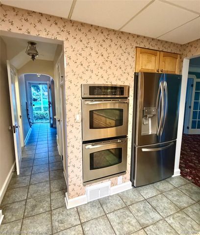 1405 Wellesley Drive, Mt. Clemens, MI 48043