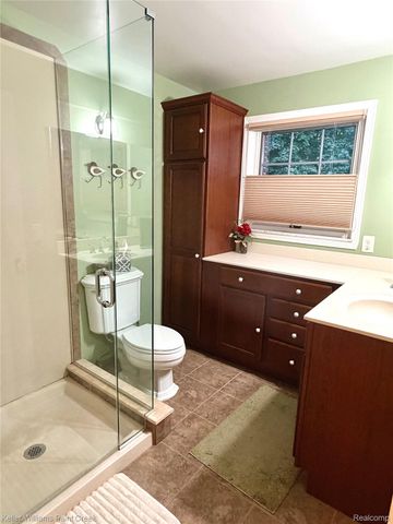 1405 Wellesley Drive, Mt. Clemens, MI 48043