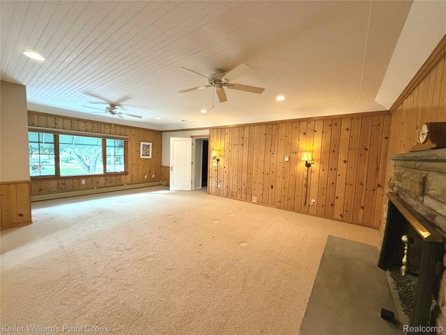 1405 Wellesley Drive, Mt. Clemens, MI 48043