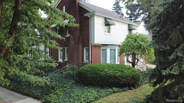 1405 Wellesley Drive, Mt. Clemens, MI 48043