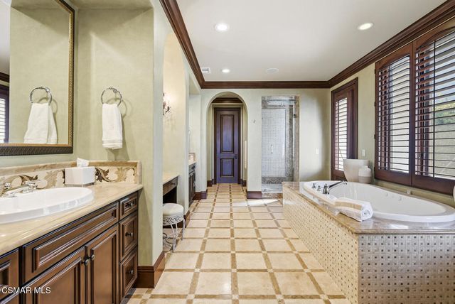 25581 Prado De Azul, Calabasas, CA 91302