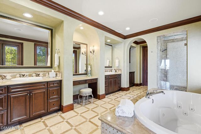 25581 Prado De Azul, Calabasas, CA 91302