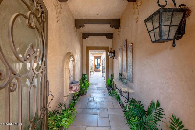 25581 Prado De Azul, Calabasas, CA 91302