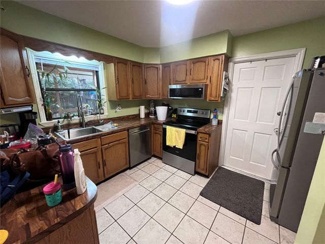 2117 YORKSHIRE DRIVE, Deland, FL 32724
