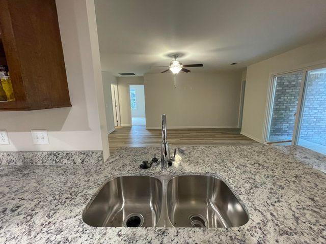 50 Lexington Court, Sumter, SC 29154