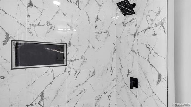 13501 Mettetal Street, Detroit, MI 48227