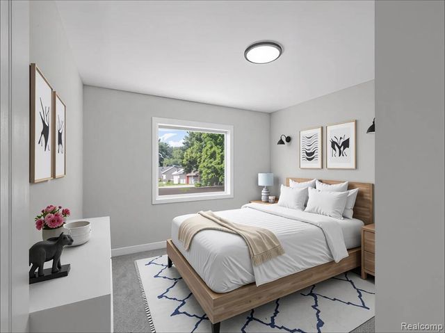 13501 Mettetal Street, Detroit, MI 48227