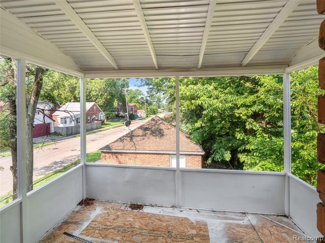 13501 Mettetal Street, Detroit, MI 48227