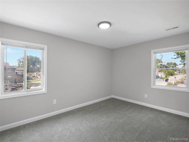 13501 Mettetal Street, Detroit, MI 48227