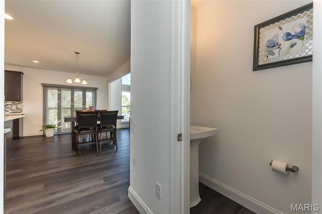 1041 Kennedy Lane, Manchester, MO 63011