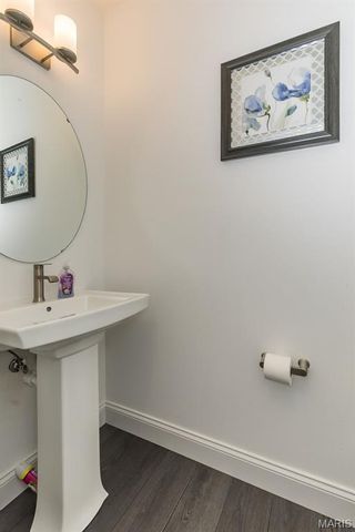 1041 Kennedy Lane, Manchester, MO 63011