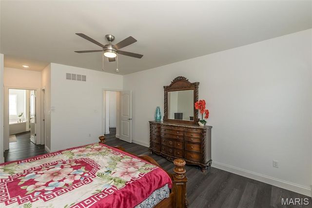 1041 Kennedy Lane, Manchester, MO 63011