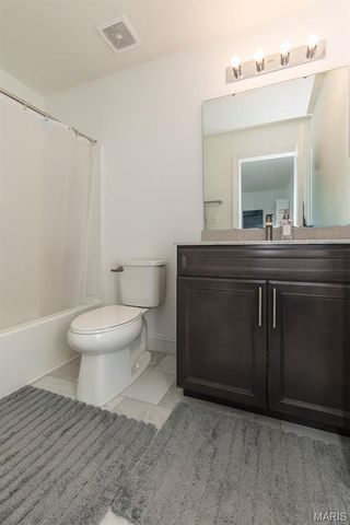 1041 Kennedy Lane, Manchester, MO 63011