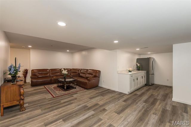 1041 Kennedy Lane, Manchester, MO 63011