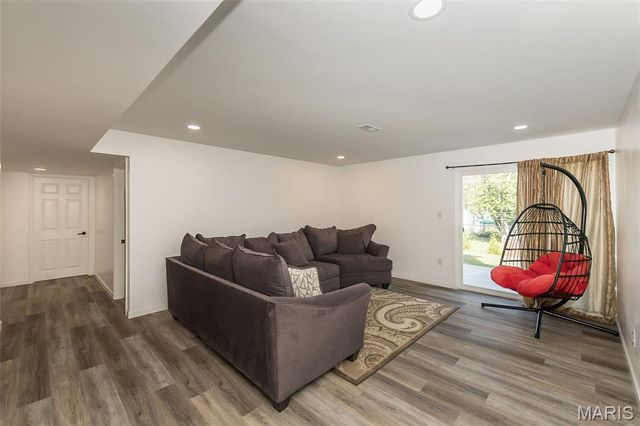 1041 Kennedy Lane, Manchester, MO 63011