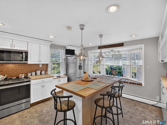 370 Calf Pen Lane, Milford, CT 06460