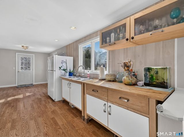 370 Calf Pen Lane, Milford, CT 06460