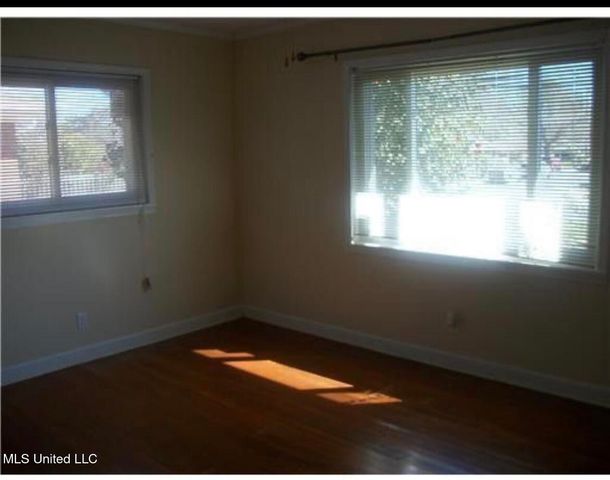 343 Saint Mary Boulevard, Biloxi, MS 39531