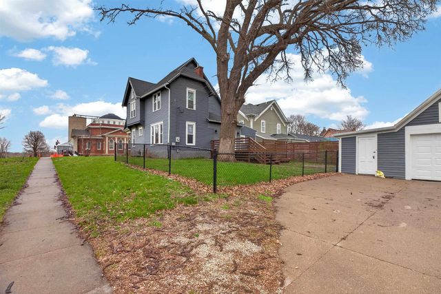 501 4th Street, Traer, IA 50675